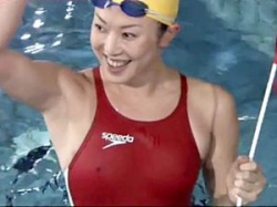 田中雅美　感謝祭でまさかのノーパット競泳水着！乳首くっきりポッチ！の画像