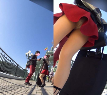 【逆さ撮り】パンストから透けるパンツが見たくてミニスカを狙った逆さ撮りパンチラ画像（23枚）の画像