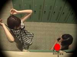 学校の女子更衣室に仕掛けた隠しカメラでJK達の裸体を盗撮！の画像