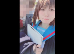 【盗撮動画】ヤバイやつ！激カワ美人コスプレイヤーを街中まで追跡してお見事級の下半身からパンチラ隠し撮り！！の画像