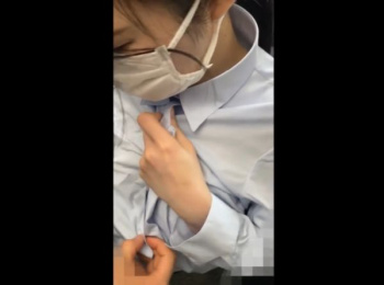 【盗撮動画】電車内で声も出せずに痴漢される清楚系OLの美人さんのリアル映像がネット上に拡散してる！！！の画像