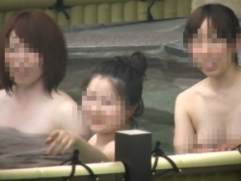 【無修正】アクアリウム盗撮作品！女子風呂で全裸のOL三人組の裸体をじっくりと鑑賞可能な危険映像がコレ！の画像