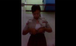 【更衣室盗撮動画】ミャンマーの女軍人さんが着替える様子の画像