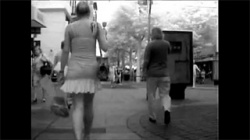 【赤外線カメラ盗撮動画】海外の街で外国人女性の下着が透け透けでエロさしかないわｗｗｗの画像