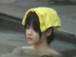 《風呂動画》超美少女が露天風呂を満喫する様子を隠し撮り盗撮の画像