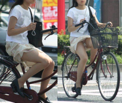 【自転車】ついつい目が向いてしまう自転車女子を盗撮の画像