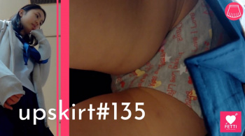 【upskirt#135】子供っぽい柄Pを履いている真面目系JKの画像