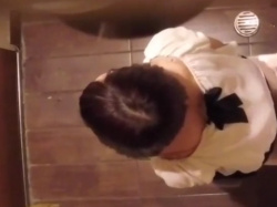盗撮動画ギャラリー：カフェのトイレにカメラ仕掛けてお姉さんたちをの画像